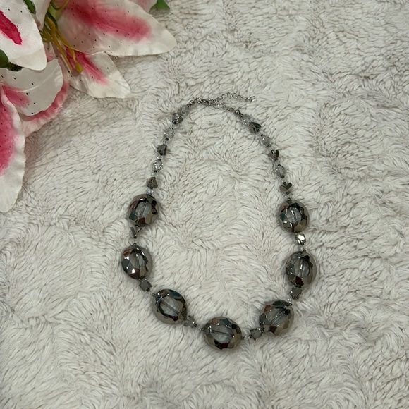 Jewelry - Elegant Silver-Tone Faceted Bead Necklace